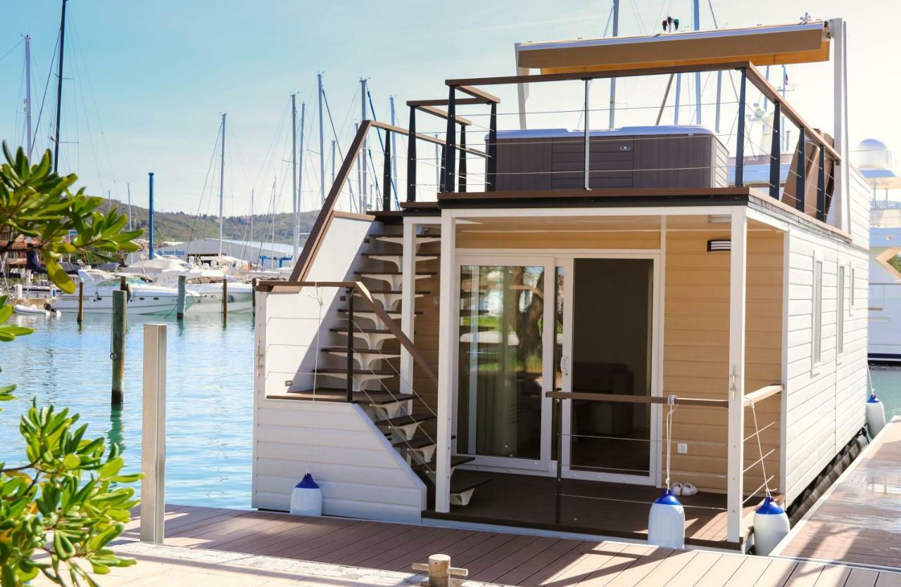 Marina Luxury Houseboat Lavender Villa Portorož Dış mekan fotoğraf